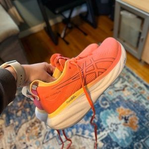 ASICS Gel Nimbus 25 - Womens 9